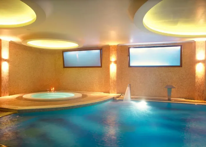 Zeus Essence Ramada By Wyndham Athens